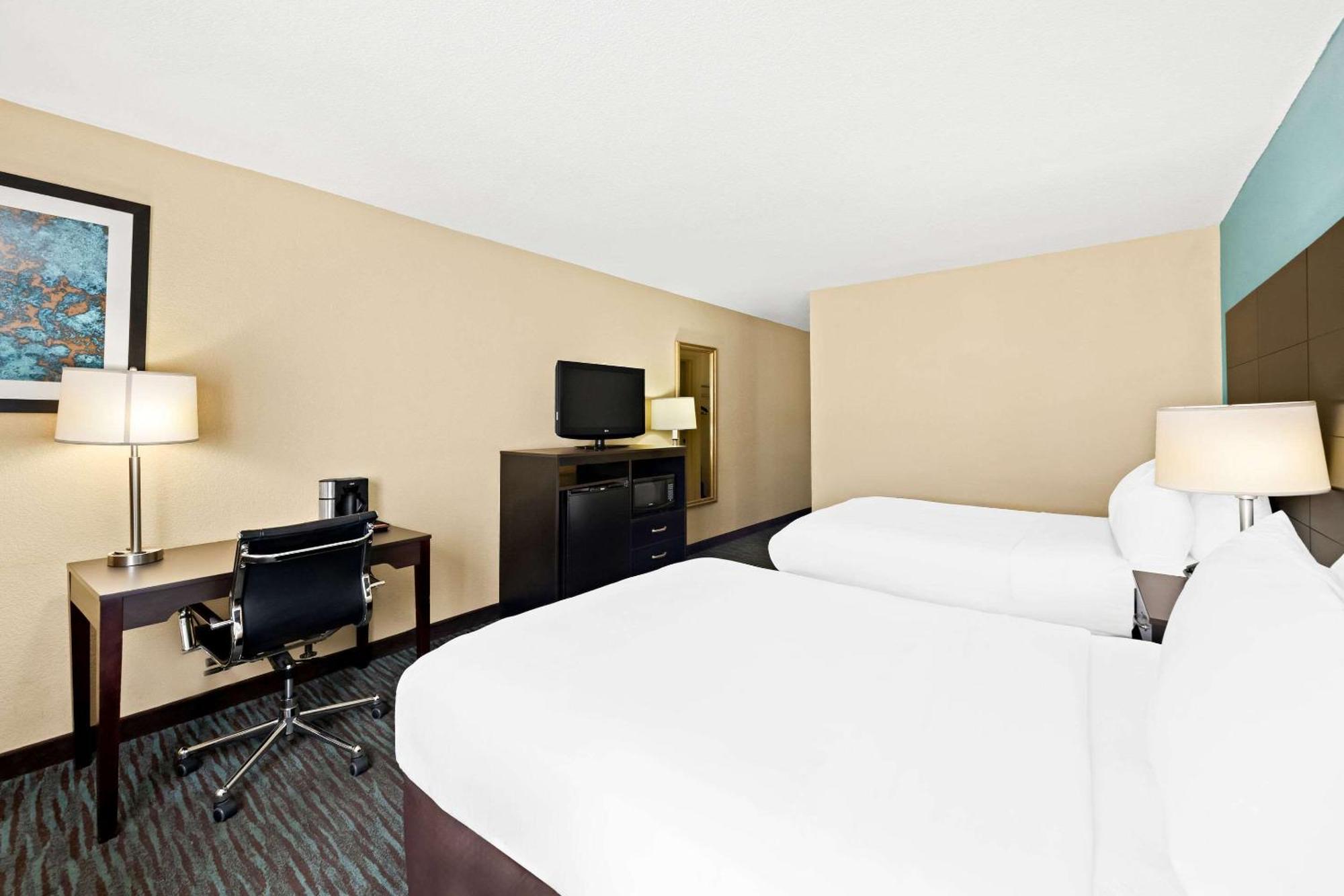 Quality Inn Dayton Airport Englewood Luaran gambar