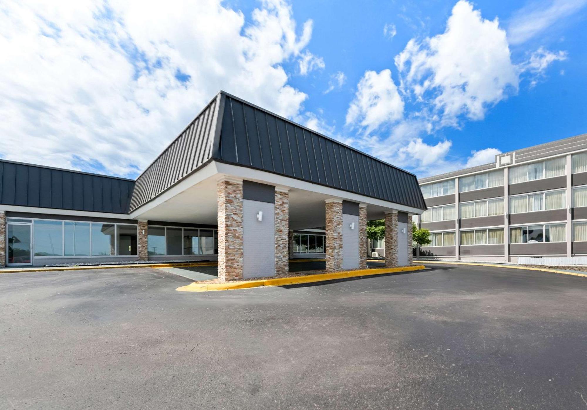 Quality Inn Dayton Airport Englewood Luaran gambar